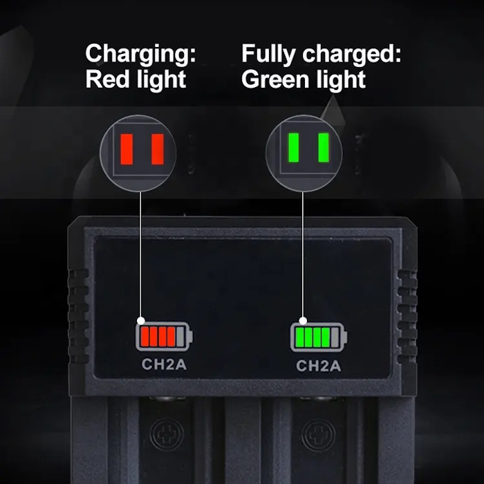 USB battery charger red or green light